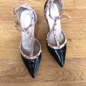 Gorgeous black heels